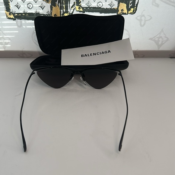 New Authentic Balenciaga BB0093S 001 Curve Cat Sunglasses - Picture 7 of 13